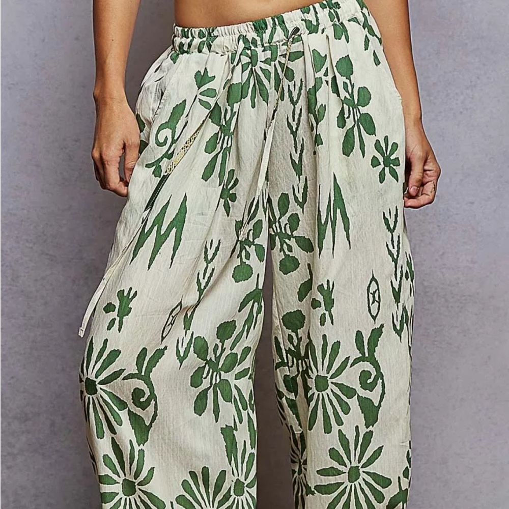 POL SET!! Green Floral Women's Pants and Blouse - Picture 7 of 7